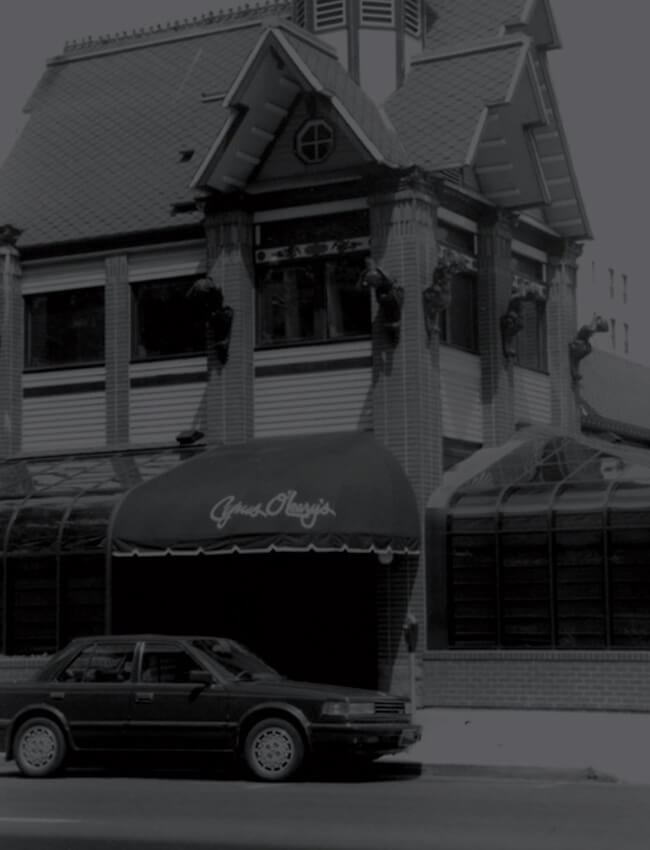 Cyrus O'Leary's building in black and white