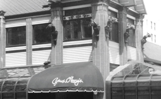 Cyrus O'Leary's building in black and white